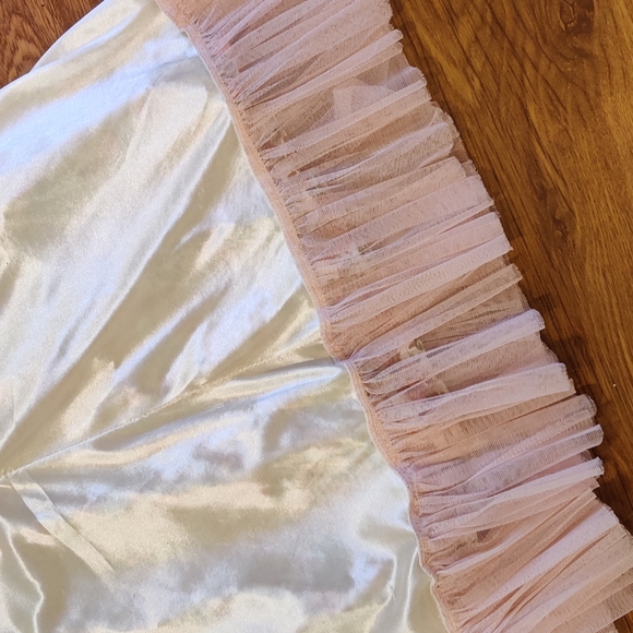 2 for 70 Beautiful designer dress - Picture 5 of 6